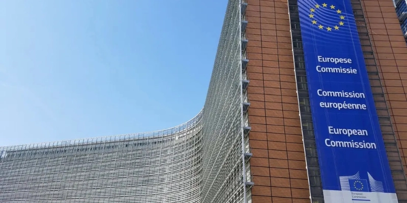Mina Doade presenta su candidatura como proyecto estratégico para la Unión Europea